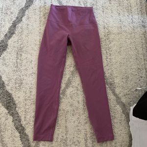 plum colored lululemon wonder under leggings